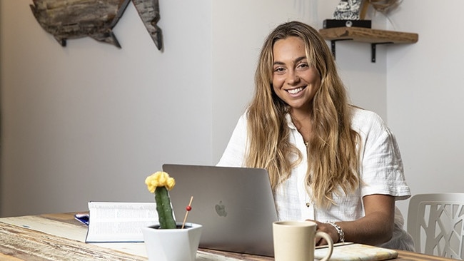 Ellie Brooks combines surf and study at Southern Cross University. Photo Elise Derwin