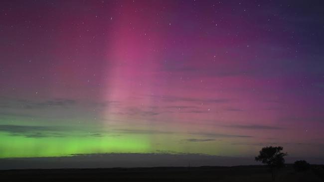 The aurora australis, aka southern lights, is caused by solar winds disrupting the earth’s magnetosphere. Picture: Tania Millard