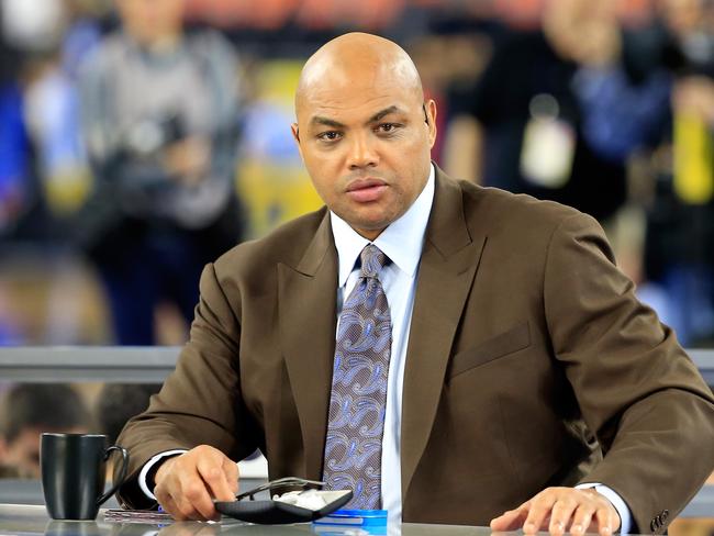 Video: Charles Barkley, Shaquille O'Neal Got Physical Sunday Night