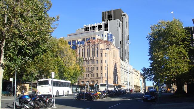 An artist’s impression of the original design for the Palace Hotel tower to be built on the site of the old Westpac Bank in the Elizabeth St bus mall.