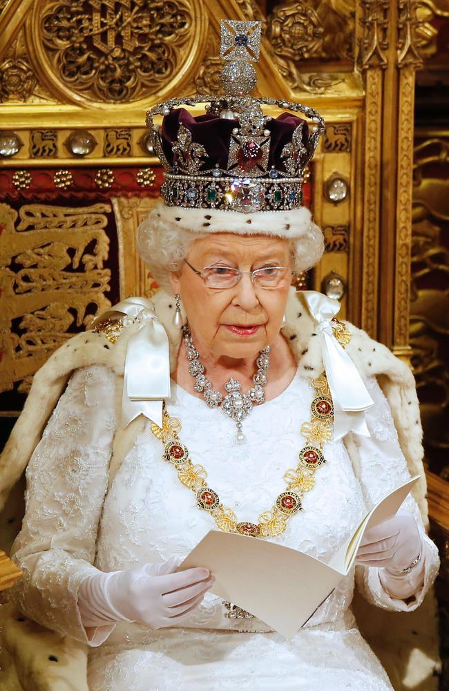 In celebration of the Diamond Jubilee: Queen Elizabeth II remarkable visits  to Ghana