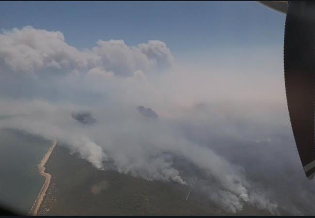 The Deepwater blaze as seen from the air. Picture: Queensland Fire and Emergency Services/Twitter