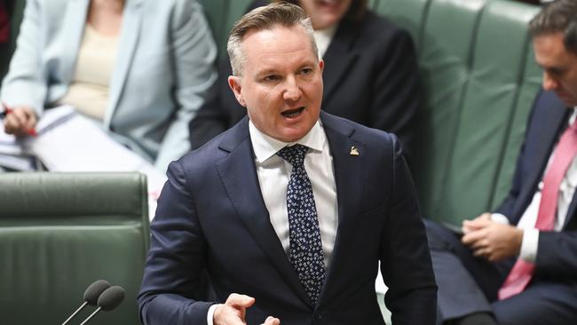 Energy MP Chris Bowen has committed to introducing fuel efficiency standards. Picture: Martin Ollman