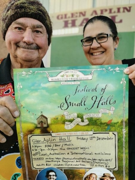 Glen Aplin Memorial Hall Secretary &amp; MC for the evening Lindsay Saunders and President Lucy Low with last year’s flyer.