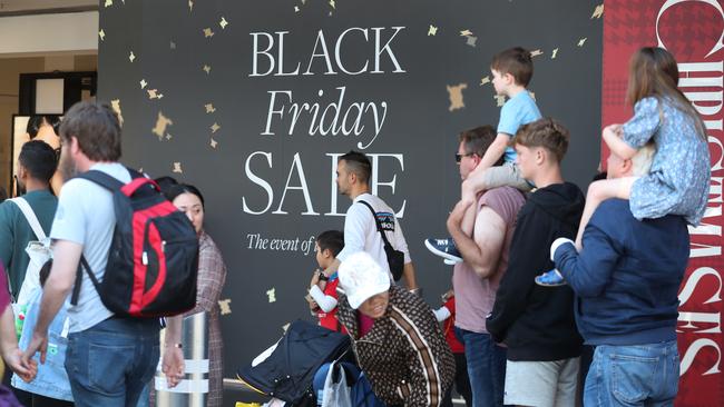 It is the last major sale in stores before Christmas. Picture: NCA NewsWire / David Crosling