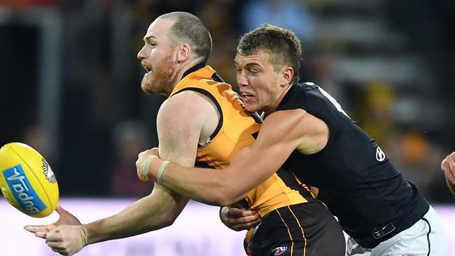 Hawthorn has dropped Jarryd Roughhead to the VFL. Picture: AAP