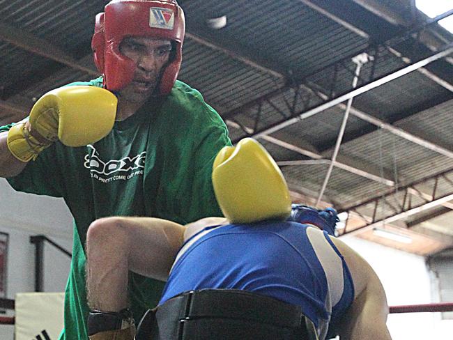 Anthony Mundine spars with Jeff Horn in 2013. Picture: Annette Dew