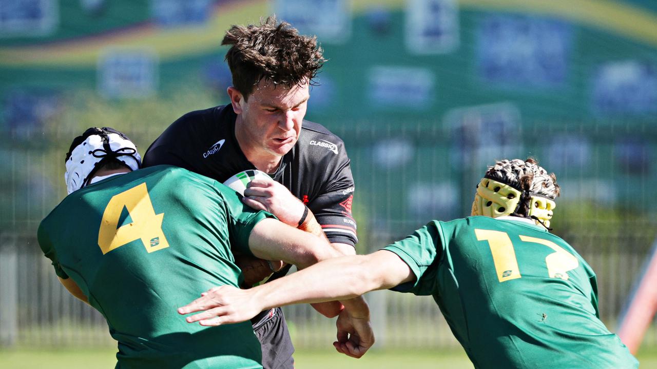 Action between Endeavour SHS and Farrer MAHS in round one of the Peter Mulholland Cup at Woy Woy Oval. Picture: Adam Yip