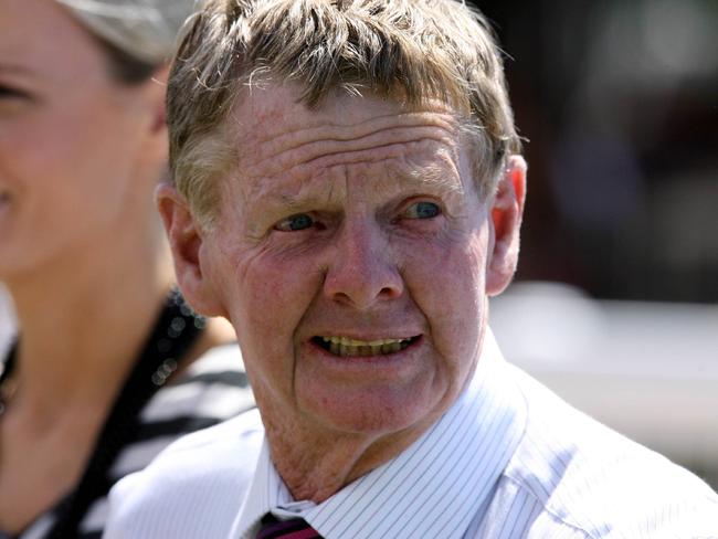 Queensland racing mourns death of legendary trainer and mentor