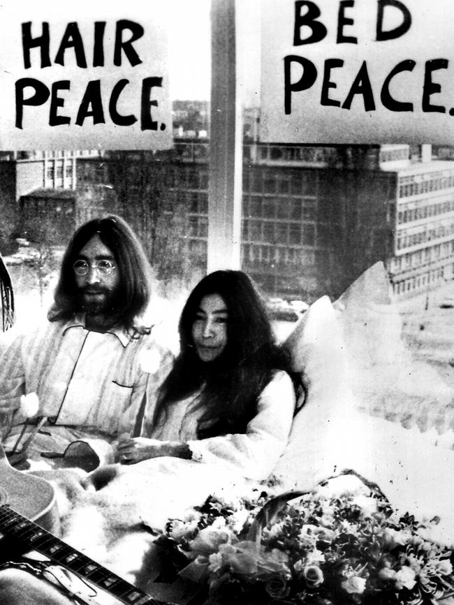 Singer John Lennon with wife Yoko Ono during a ‘bed-in’ in Amsterdam in 1969. Pic London Sun. Lenn/fam Ono/fam Lennon/Singer