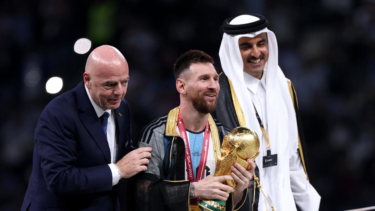 Gianni Infantino (left) is a huge Salt Bae fan. (Photo by Julian Finney/Getty Images)