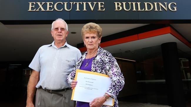 Gretna residents L-R Gordon Wadsworth and Kate Barnett deliver letters of protest to Premier Will Hodgman with regard to the state of the town water that continues to have to be boiled for human consumption.