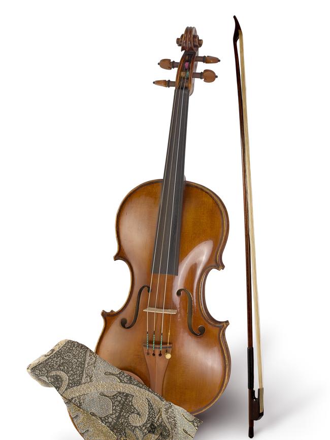 A violin by Leandro Bisiach Snr.