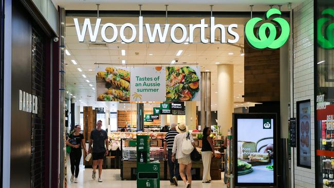Everyday Rewards members are facing a second discount cut within two weeks. Picture: NewsWire/ Gaye Gerard