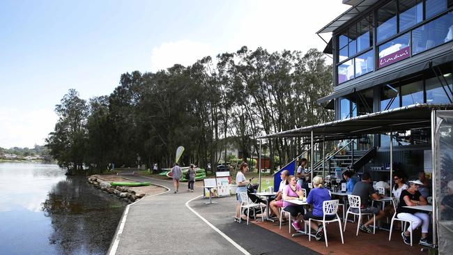 The The Boatshed Cafe &amp; Bar in Narrabeen has been added to the alerts list.