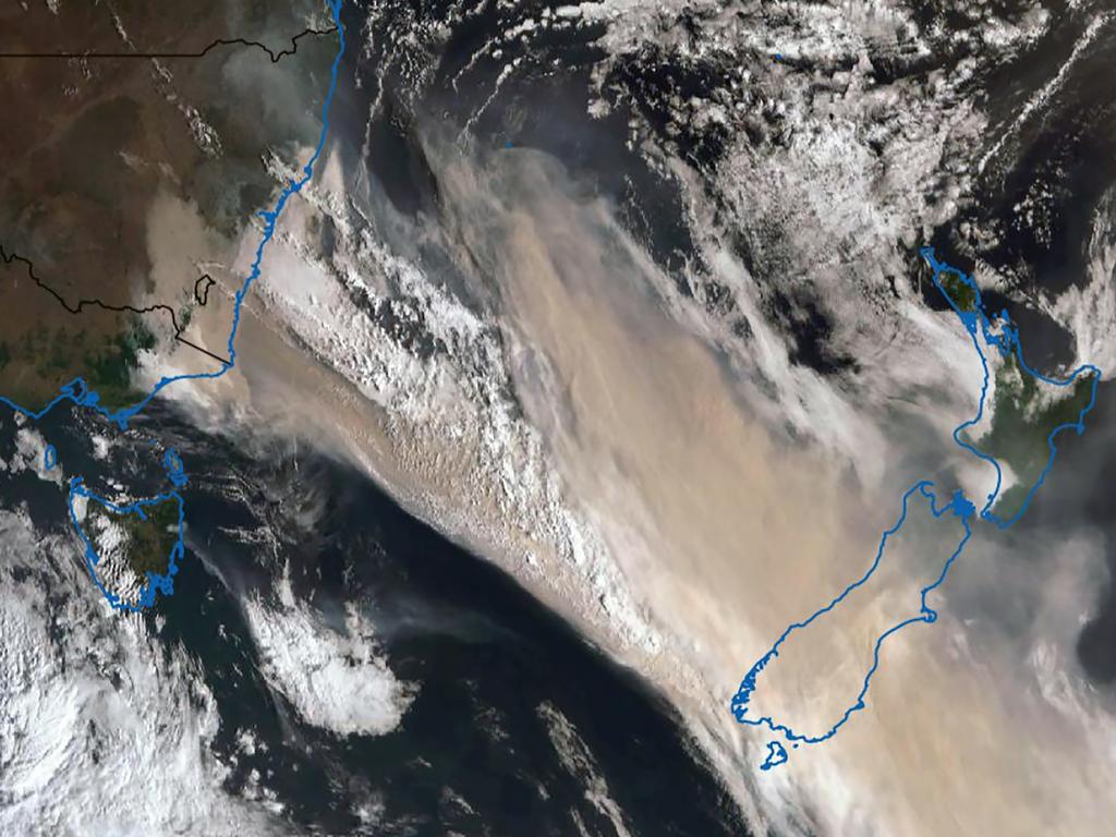 Satellite footage showing how the smoke from the NSW bushfires reached New Zealand's South Island. Picture: RFS