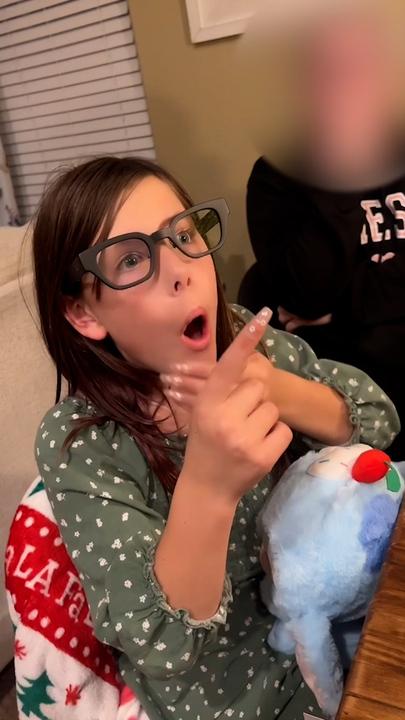 Deaf girl tries on glasses that create real-life subtitles