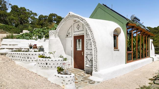 Earthship, Ironbank.