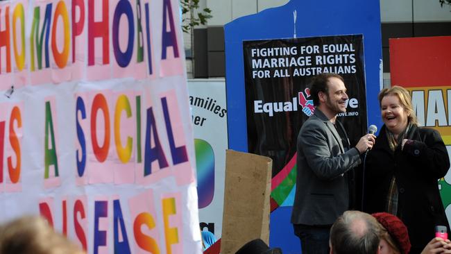 Magda Szubanski speaks at a same-sex marriage rally in Melbourne. (Pic: News Corp)