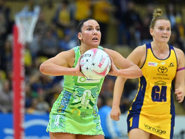 Kelsey Browne of the Fever in action against the Sunshine Coast Lightning. Picture: Getty Images