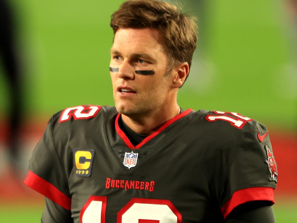 NFL 2022: Tampa Bay Buccaneers, Tom Brady, retirement backflip