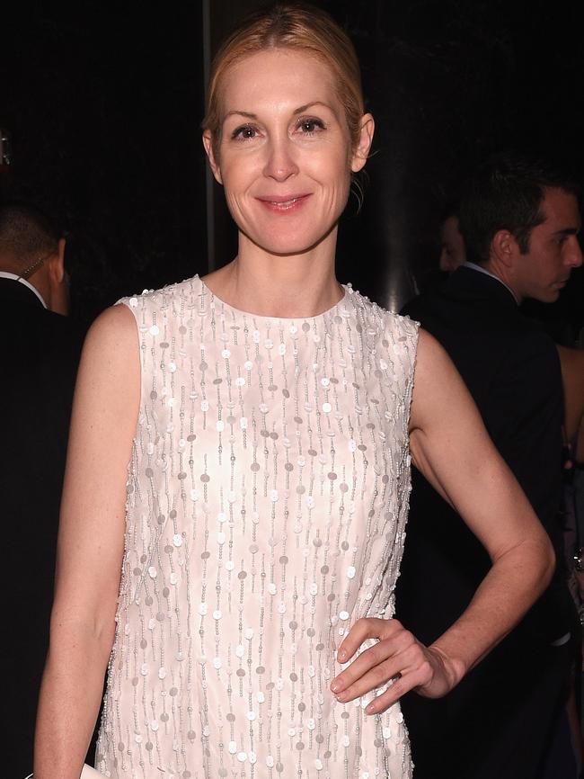 Kelly Rutherford is desperate to get her kids back.