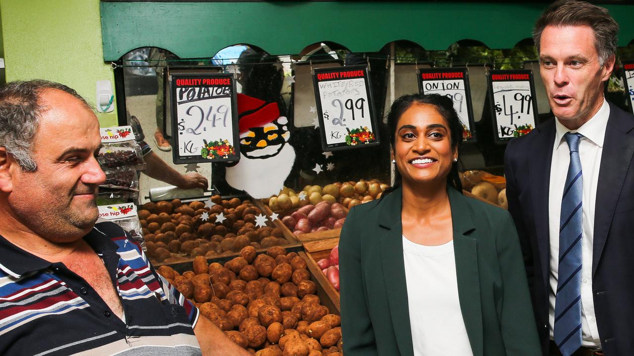 NSW Labor Leader Chris Minns visited the Riverwood Fruit Market on Monday. Picture: NCA NewsWire / Gaye Gerard