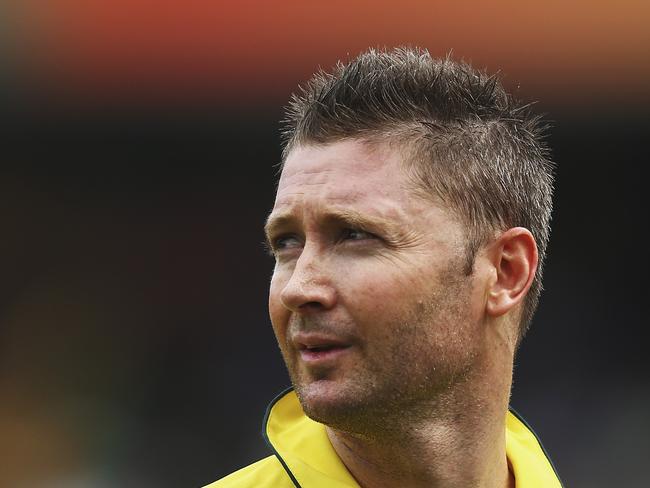 SYDNEY, AUSTRALIA - MARCH 08: Michael Clarke of Australia looks dejected after being dismissed by Lasith Malinga of Sri Lanka during the 2015 ICC Cricket World Cup match between Australia and Sri Lanka at Sydney Cricket Ground on March 8, 2015 in Sydney, Australia. (Photo by Ryan Pierse/Getty Images)