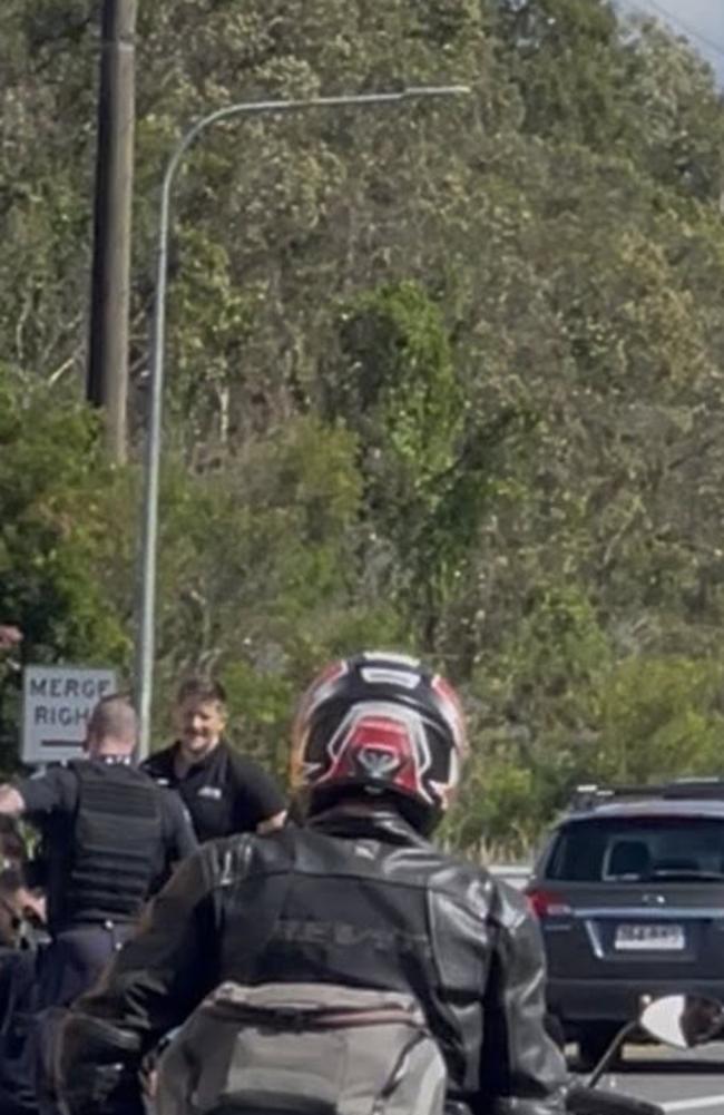 Pam Hollis posted pictures of the incident on the Sunshine Coast Community Board.