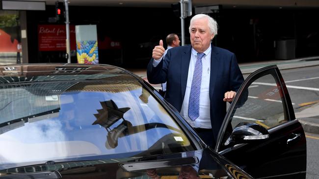 Businessman and former federal MP Clive Palmer leaves the Supreme Court, in Brisbane, Wednesday, August 23, 2017. Businessman Clive Palmer has arrived at a Brisbane court over a legal bid by government-appointed liquidators to freeze almost $220 million of his personal assets. (AAP Image/Samantha Manchee) NO ARCHIVING