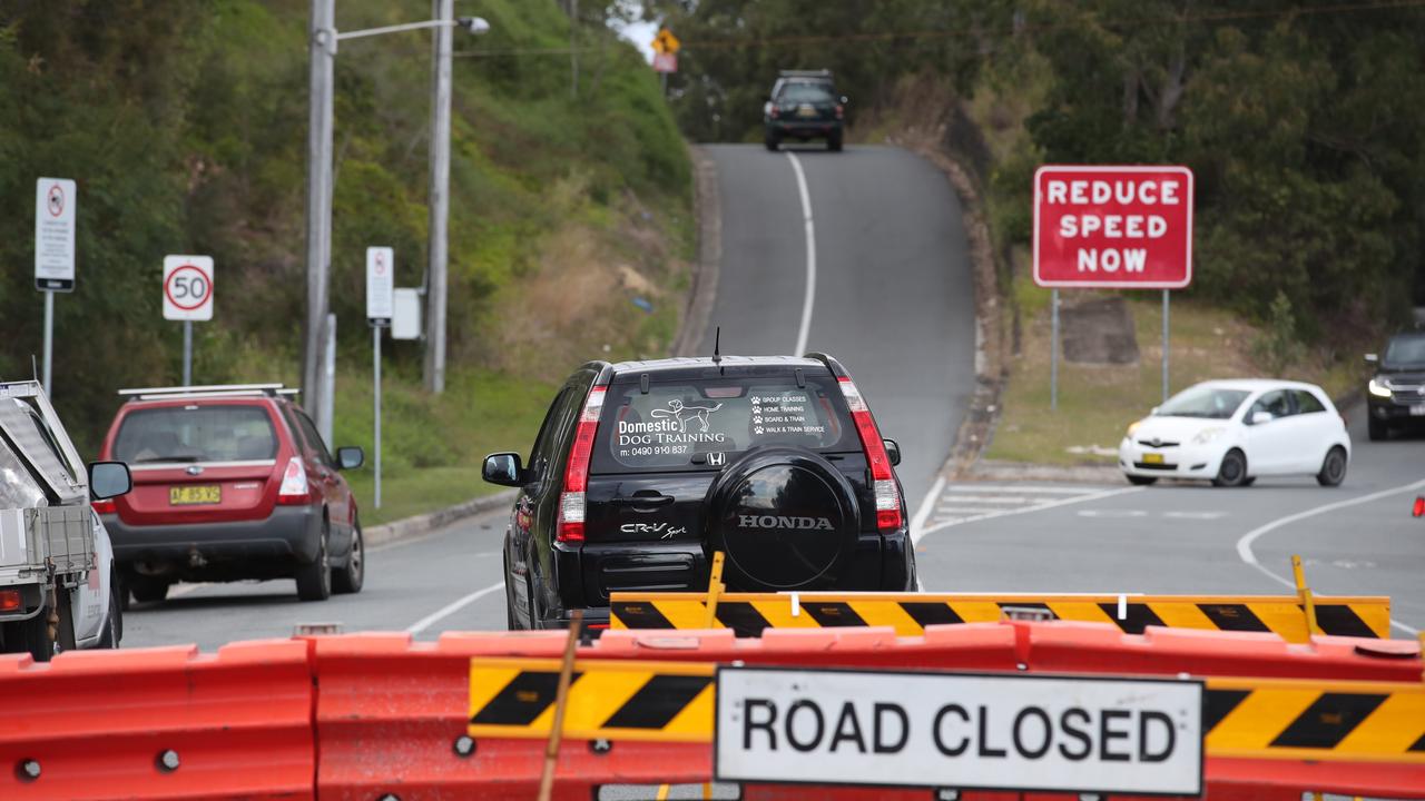 The hard border and long Queues return to the Qld NSW border on the Gold Coast. Road Closure on Miles St Coolangatta. Picture: Glenn Hampson.