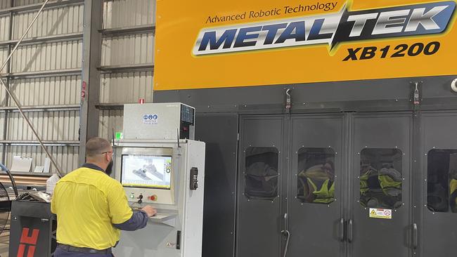 Coping Robot (Metaltek XB1200) advanced steel structure processing for beams, columns, and other components to support infrastructure projects.