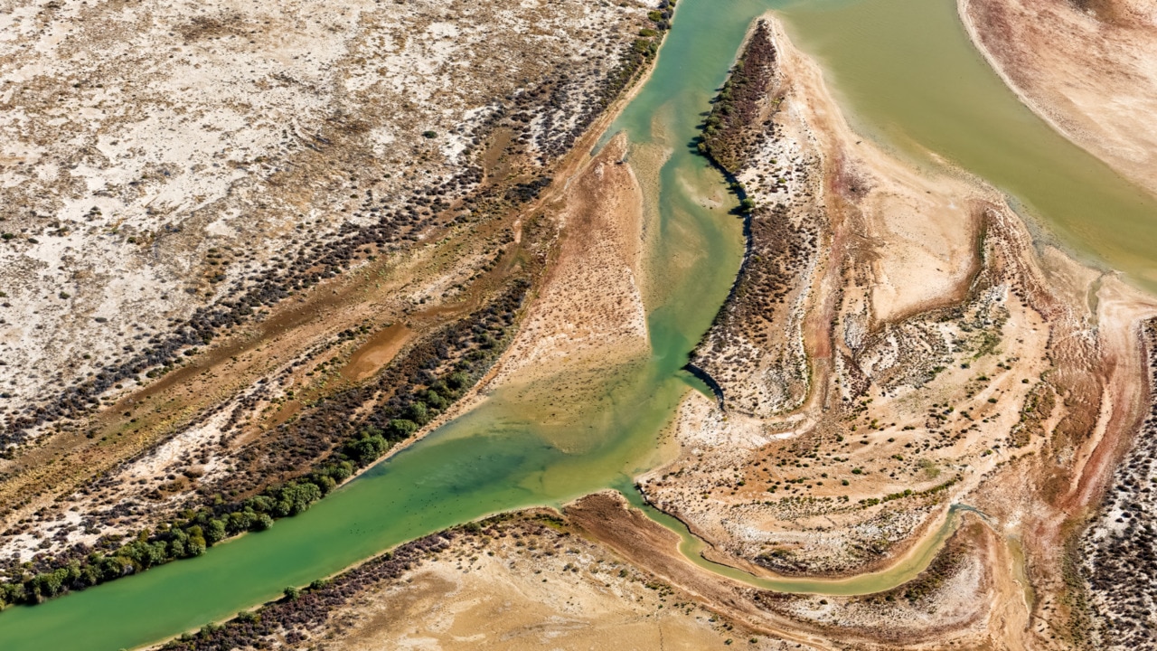 Visitors to be banned from one of Australia’s iconic attractions Lake Eyre