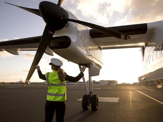 Qantas pilots walk off the job in WA