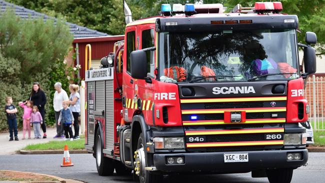 MFS firefighters have been ordered to leave their trucks behind if they attend a union rally.