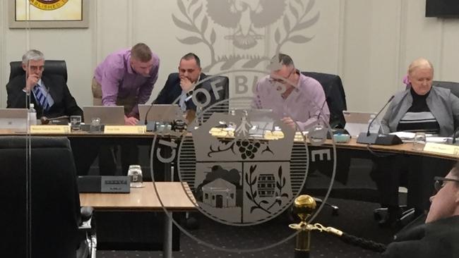 Burnside councillors met behind closed doors last night to discuss an internal conflict.