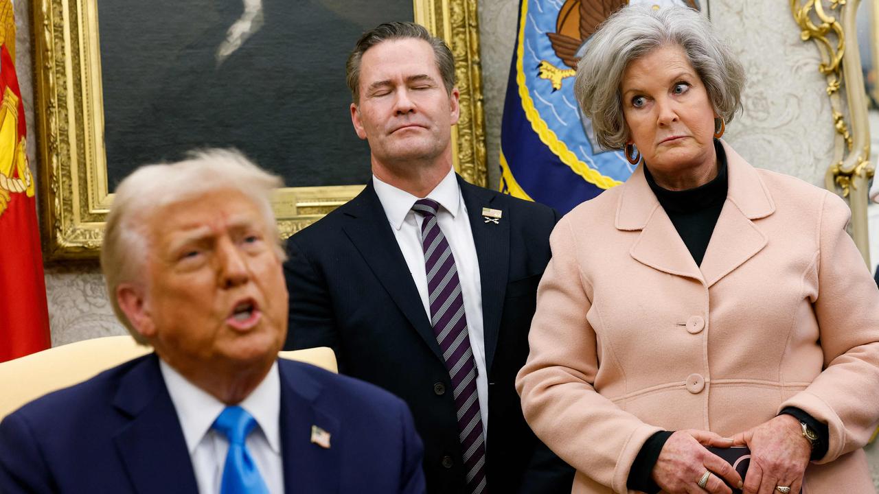 FBI probes White House Chief of Staff impersonator