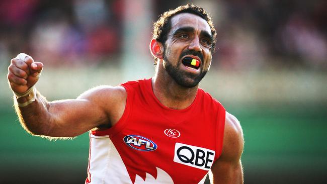 Cricket legend Michael Holding has backed Adam Goodes’ decision to decline an offer to enter the AFL Hall of Fame.