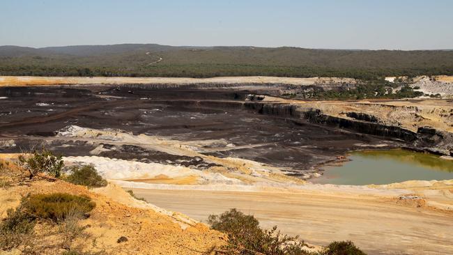 Anglesea mine to have soil cover | Geelong Advertiser