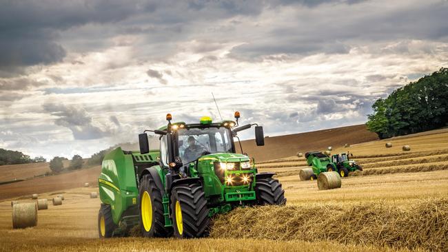 JDLink is a SIM card-fitted modem that connects agricultural machines to local cell networks, so dealers and operators can access it seamlessly and digitally.