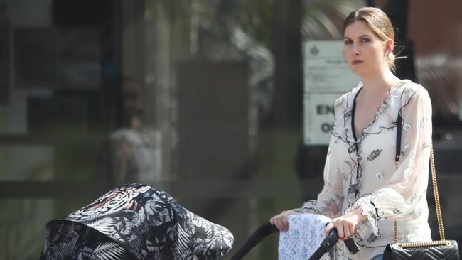 Tehlea Jane McAlister at Sutherland Local Court with her newborn baby. Picture: John Grainger