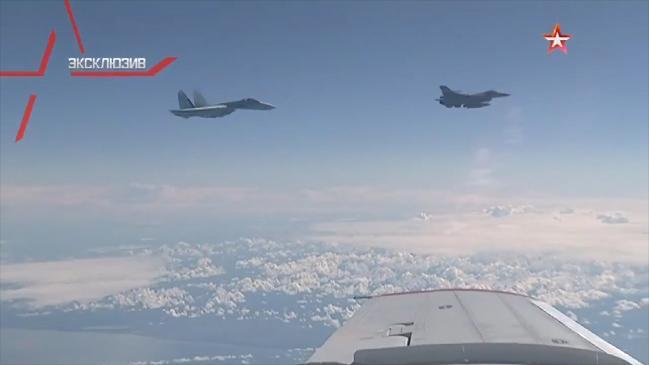 Russian fighter jets play 'chicken' over Baltic Sea