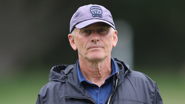 Mid-season blow for A-Leagues as Van Egmond jets to China