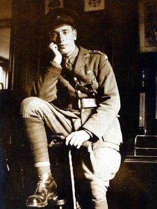 Lieutenant Lyell Keith Swann as a young man aged 20. Picture: The Swann Diaries by Eldon RG Bryant 