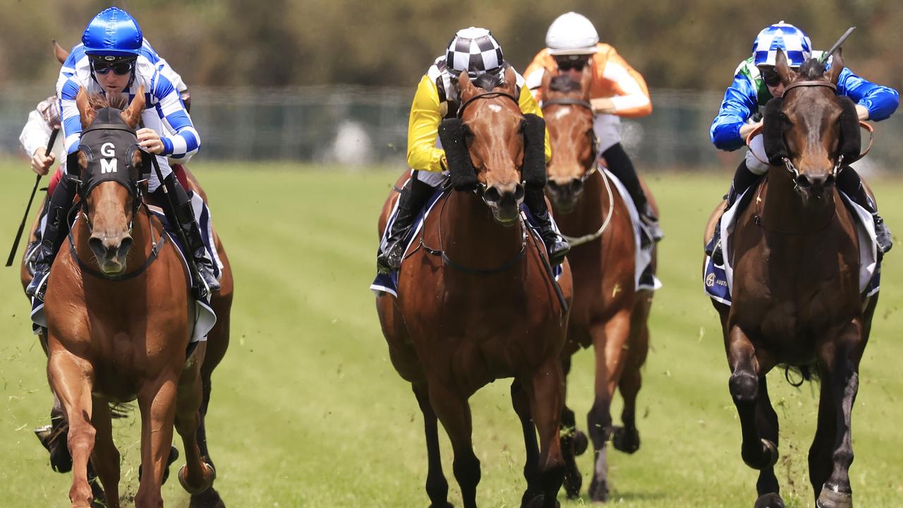 Astero (right) boxed on well for second behind Either Oar (left) in the Midway Handicap at Rosehill last start. Picture: Getty Images