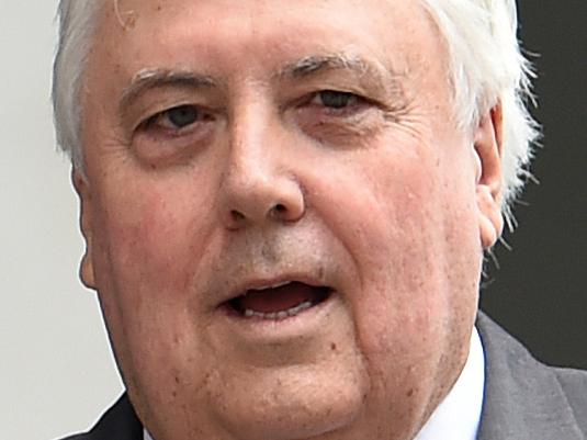 Former federal MP Clive Palmer leaves the Supreme Court in Brisbane, Tuesday, Nov. 22, 2016. Mr Palmer has represented himself in matters relating to Queensland Nickel, which went into liquidation earlier this year. (AAP Image/Dan Peled) NO ARCHIVING