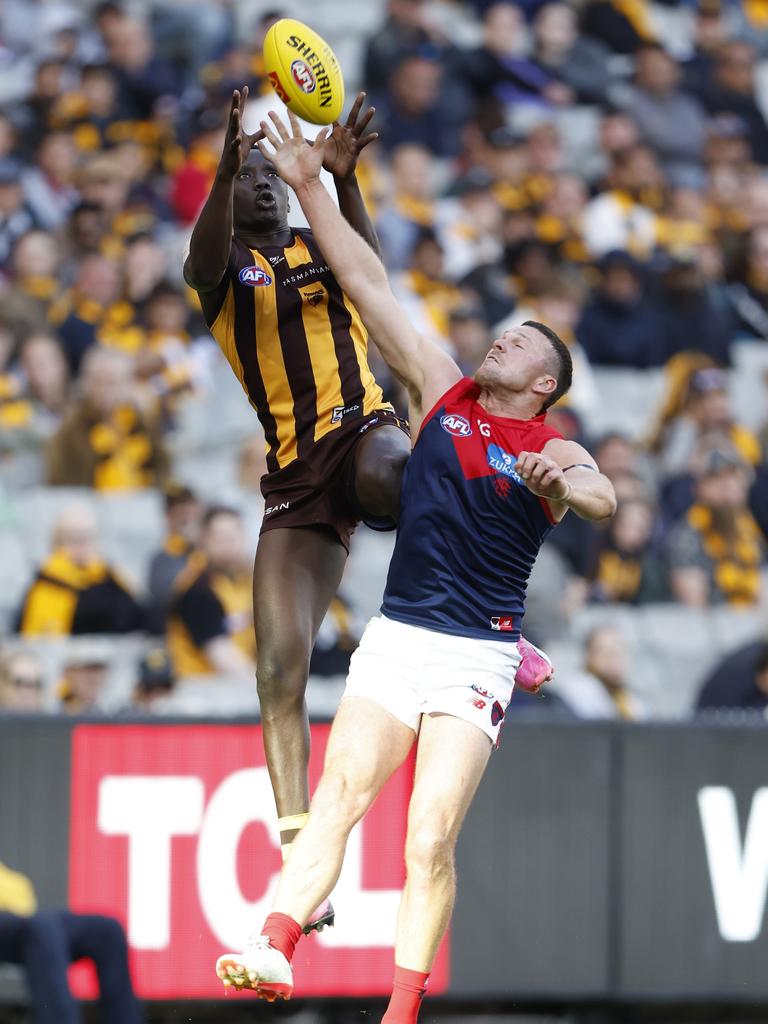 Chol’s knee slams into May’s ribs. (Photo by Darrian Traynor/Getty Images)