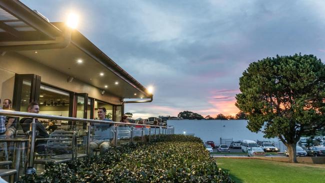 Huskisson Hotel's waterfront bar.