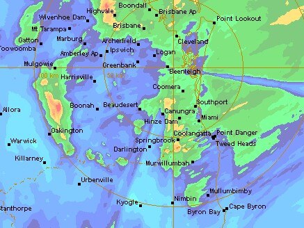 Gold Coast City Council issues severe weather warning as heavy rain batters Queensland