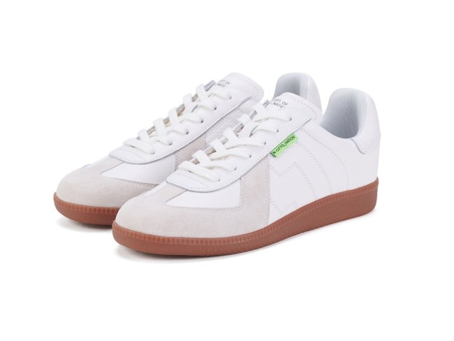 22 Best White Sneakers For Women To Buy In 2024  Checkout – Best Deals,  Expert Product Reviews & Buying Guides